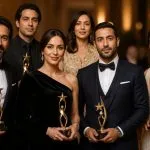 découvrez les acteurs marocains célèbres qui ont été récompensés par des prix prestigieux, illustrant leur talent et leur contribution au cinéma.
